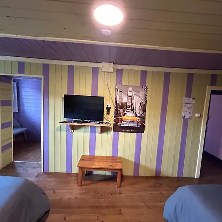 Bed & Breakfast La Cheminee - Et Mobile Homes Avec Bar-restaurant