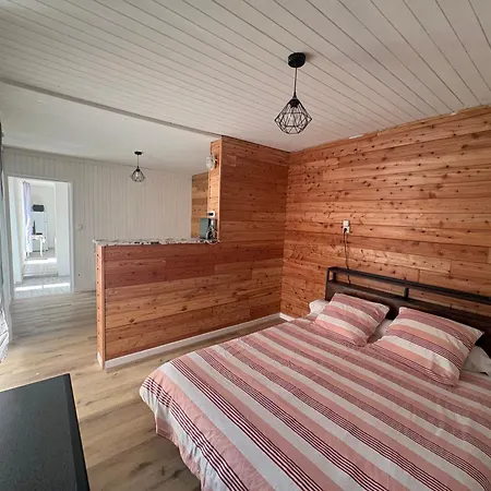 La Cheminee - Et Mobile Homes Avec Bar-restaurant Bed & Breakfast 3*