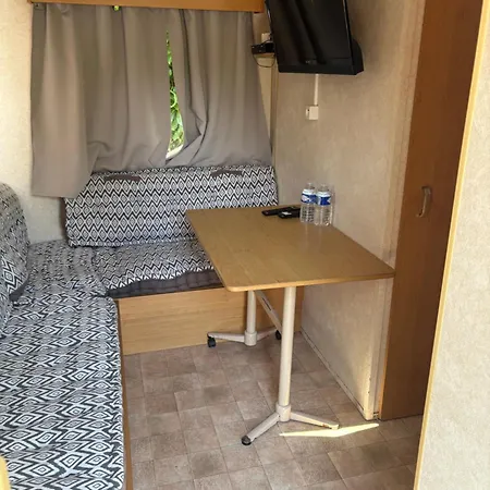 La Cheminee - Et Mobile Homes Avec Bar-restaurant Tardets-Sorholus