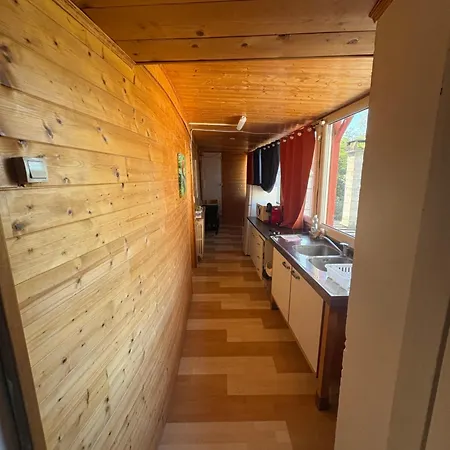 La Cheminee - Et Mobile Homes Avec Bar-restaurant Frühstückspension Tardets-Sorholus