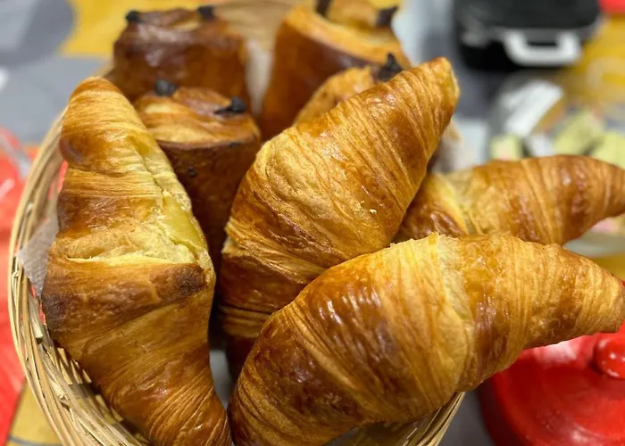 La Cheminee - D'hotes Avec Bar-restaurant Отель типа 